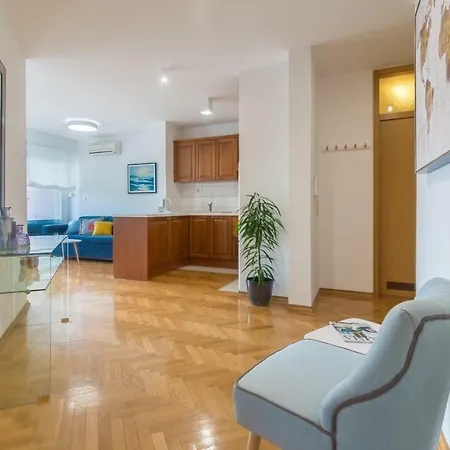 Anina Apartment
